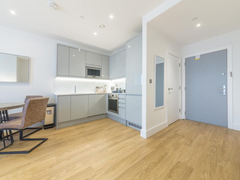 Proudly one bedroom in Cross Road