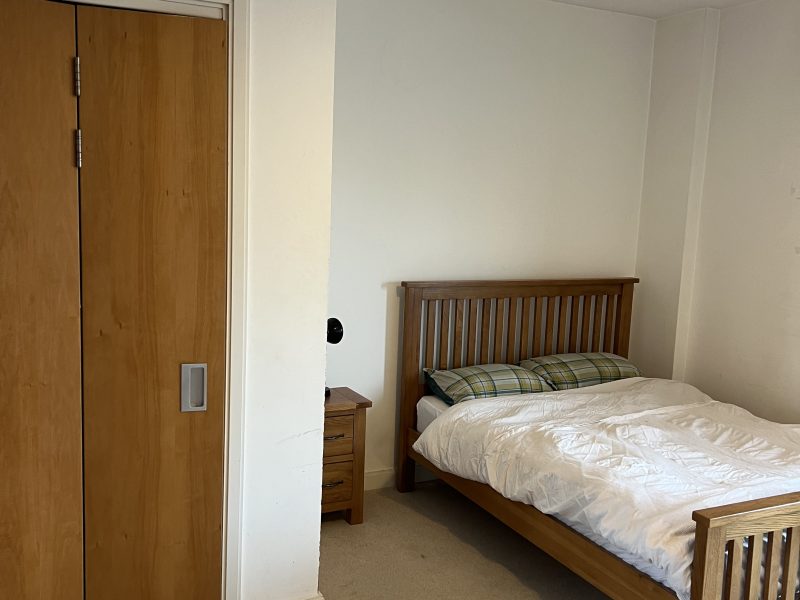 Double room with private bathroom. Central Leicester π