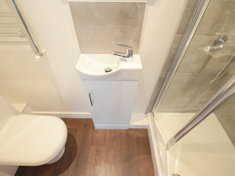 FURNISHED STUDIO BEDROOM IN ALBION STREET