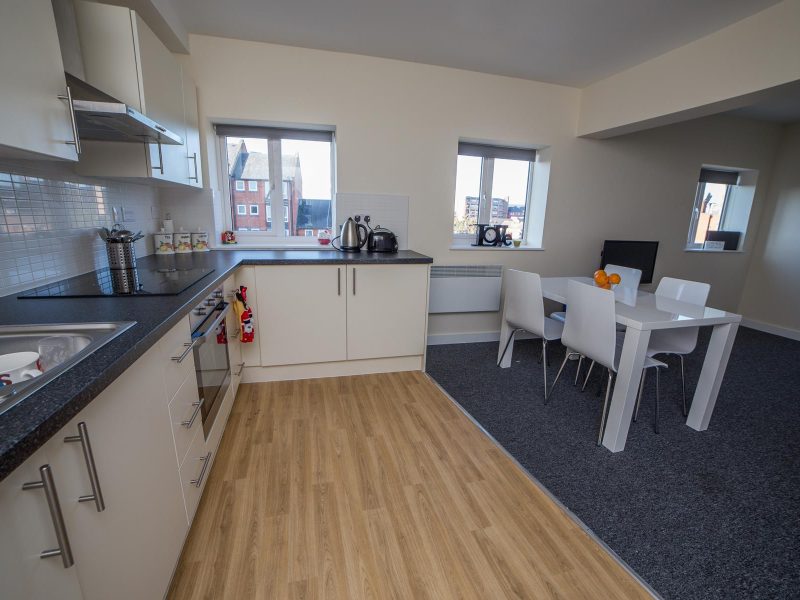 Ensuite Room in shared 3 beds Apartment
